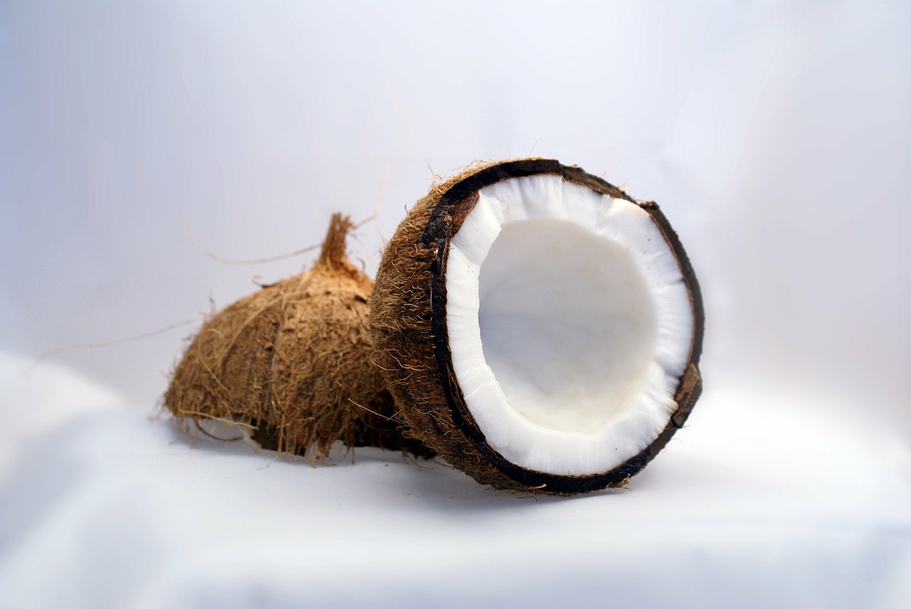 Read the health benefits of coconut oil